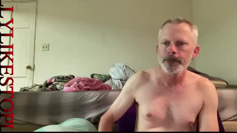 Snapshot of willylikestoplay74 chatting on April 17, 2026, 11:30 pm Twisted Will online show from April 17, 2026, 11:30 pm