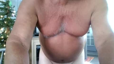 Snapshot of willyloman02 chatting on June 16, 2026, 8:33 pm Willy Loman online show from June 16, 2026, 8:33 pm
