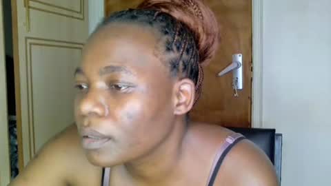 willyoubemine1 online show from February 24, 2025, 3:33 am