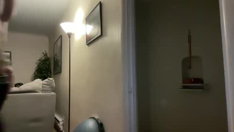 wilmnor online show from October 31, 2025, 1:17 am