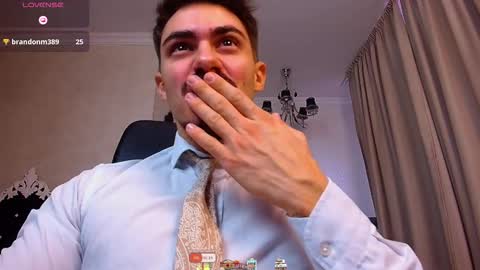 Snapshot of wilsonjules chatting on September 13, 2025, 5:07 am WilsonJules online show from September 13, 2025, 5:07 am