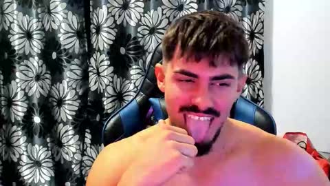 Snapshot of wilsonjules chatting on September 23, 2025, 10:57 pm WilsonJules online show from September 23, 2025, 10:57 pm