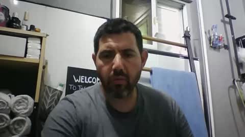 Snapshot of windowpane5 chatting on April 6, 2026, 9:27 pm windowpane online show from April 6, 2026, 9:27 pm