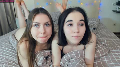 Amalia and Mia online show from January 15, 2025, 10:17 am