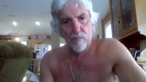 Snapshot of winedog2020 chatting on May 16, 2026, 11:53 am Gundja Man online show from May 16, 2026, 11:53 am