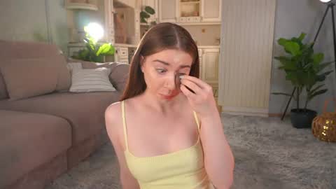 Lillian online show from June 11, 2026, 3:15 am