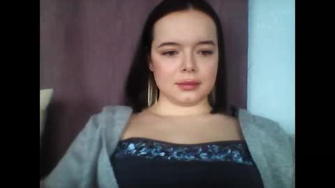 Emma  online show from January 8, 2025, 11:43 am