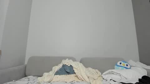 Snapshot of wiseenoughlamb chatting on September 18, 2025, 12:51 pm Asylai but you can call me Aila online show from September 18, 2025, 12:51 pm