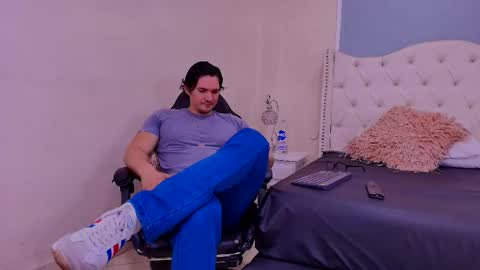 Wiston online show from March 20, 2026, 2:11 pm