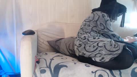 Snapshot of witchbitchmommy chatting on February 8, 2025, 3:53 pm witchbitchmommy online show from February 8, 2025, 3:53 pm