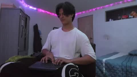 Ken online show from April 1, 2026, 7:20 am