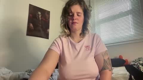 Moth online show from February 12, 2025, 4:22 pm