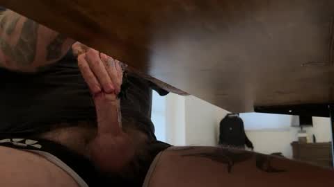 Snapshot of wobbleyballs chatting on December 16, 2024, 10:13 pm wobbleyballs online show from December 16, 2024, 10:13 pm