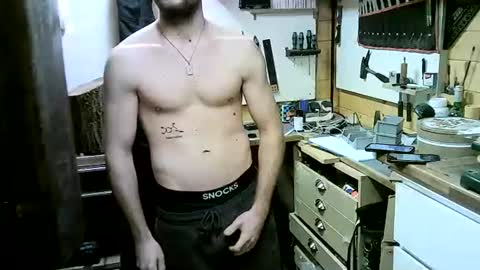 wolf021221 online show from November 16, 2025, 4:56 pm