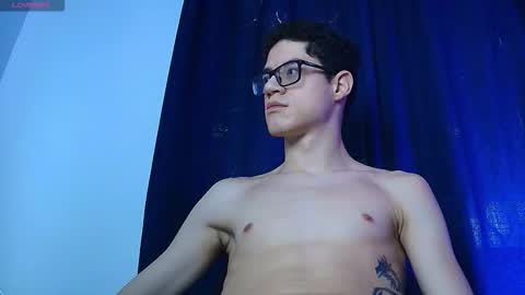  W O L F  online show from January 12, 2026, 1:49 pm