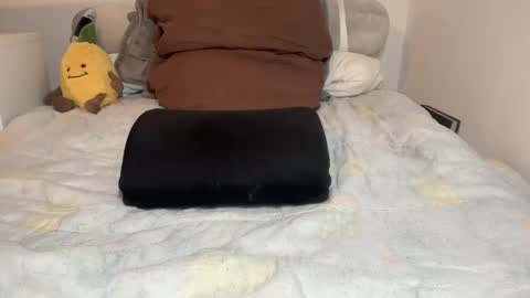 Snapshot of wolfdeep chatting on March 22, 2026, 9:40 pm Sweetdog online show from March 22, 2026, 9:40 pm