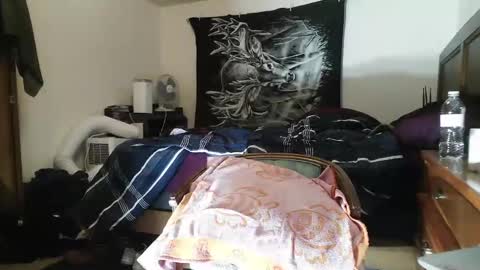 Snapshot of wolfman79 chatting on February 12, 2025, 11:07 am wolfman79 online show from February 12, 2025, 11:07 am