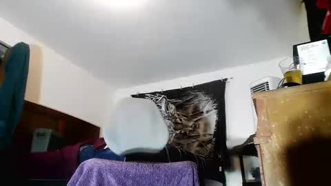 Snapshot of wolfman79 chatting on October 29, 2025, 10:55 pm wolfman79 online show from October 29, 2025, 10:55 pm