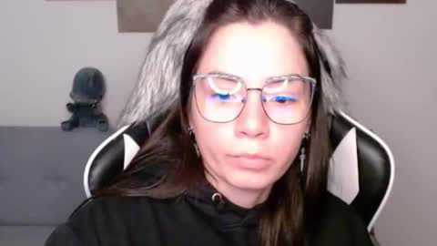 Alex online show from November 24, 2025, 2:22 am