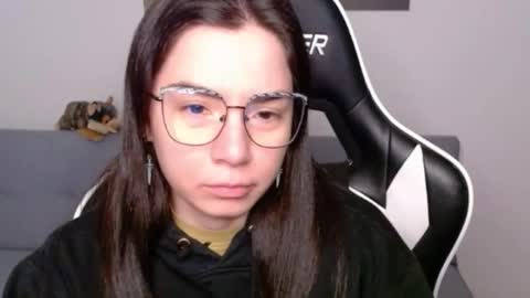 Alex online show from April 12, 2026, 3:22 am