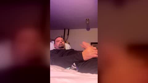 wombraider863 online show from March 3, 2026, 2:12 pm