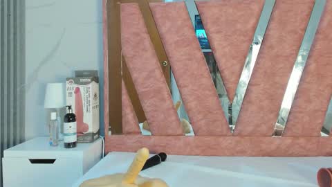 wonderkloe_ online show from February 27, 2026, 1:38 am