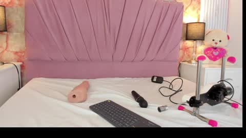 wonderkloe_ online show from March 31, 2026, 3:19 am