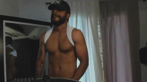 Snapshot of wonkaeno_ chatting on October 21, 2025, 7:58 pm Wonkaeno online show from October 21, 2025, 7:58 pm