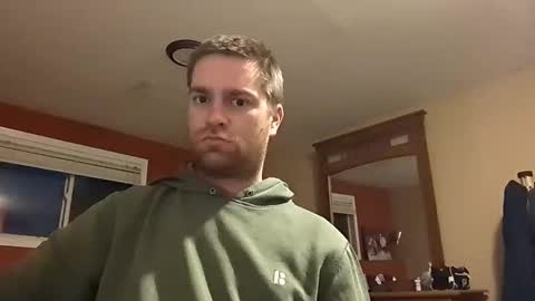 woodeee77 online show from February 12, 2025, 4:33 am