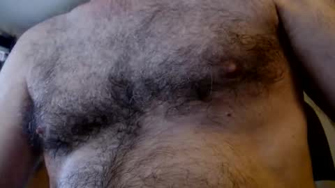 Snapshot of woodiesays chatting on November 17, 2025, 5:19 pm WoodieSays online show from November 17, 2025, 5:19 pm