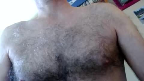 Snapshot of woodiesays chatting on February 9, 2026, 5:17 pm WoodieSays online show from February 9, 2026, 5:17 pm