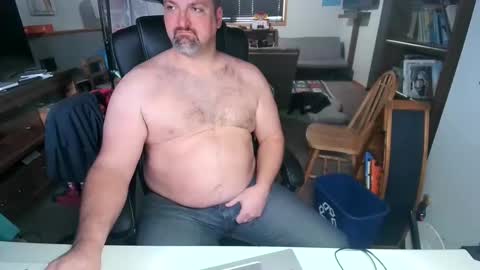 Snapshot of woodworker222 chatting on March 12, 2025, 5:38 pm Woodworker online show from March 12, 2025, 5:38 pm