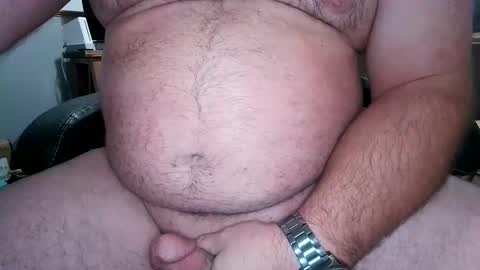 Snapshot of woodworker222 chatting on November 12, 2025, 4:40 pm Woodworker online show from November 12, 2025, 4:40 pm