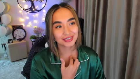 Snapshot of worldofkim chatting on March 28, 2026, 6:29 pm dudetta Kim online show from March 28, 2026, 6:29 pm