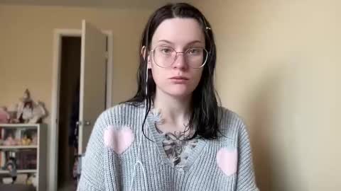 Lucina online show from December 10, 2024, 3:22 pm