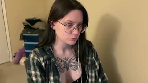 Lucina online show from January 15, 2025, 11:30 pm