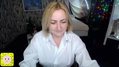 wow_co online show from January 1, 2025, 2:42 pm