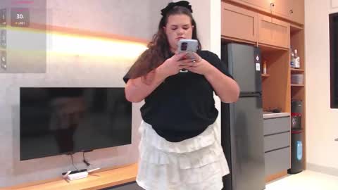 Kaitlyn xx online show from October 15, 2025, 9:42 am