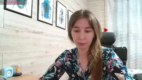 Snapshot of wow_porno_ chatting on April 28, 2026, 3:17 pm Anna online show from April 28, 2026, 3:17 pm
