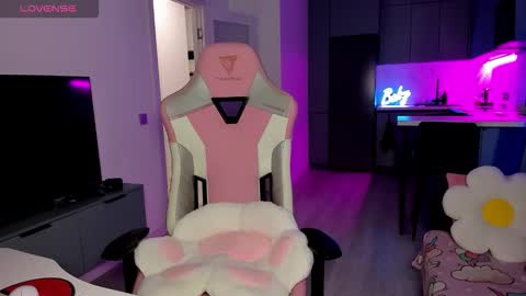 Emi online show from January 9, 2026, 5:04 pm