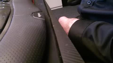 wrangleat0r online show from December 16, 2025, 1:21 am