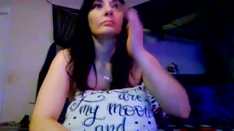 Snapshot of wrenleigh chatting on July 8, 2026, 7:46 am Crystal Lake online show from July 8, 2026, 7:46 am