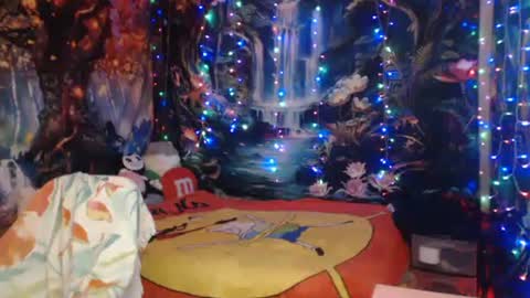 Snapshot of wrenlifux chatting on December 20, 2024, 6:02 pm wrenley online show from December 20, 2024, 6:02 pm