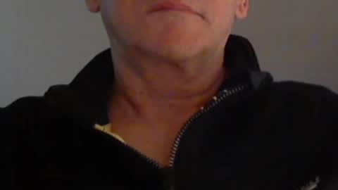 Wuki online show from January 5, 2025, 9:03 pm