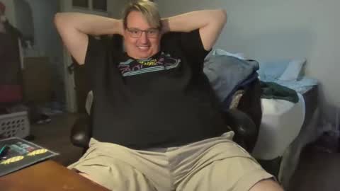 Wren online show from December 13, 2025, 11:43 pm