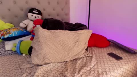 Snapshot of wyatt_444 chatting on October 28, 2025, 1:31 am wyatt online show from October 28, 2025, 1:31 am