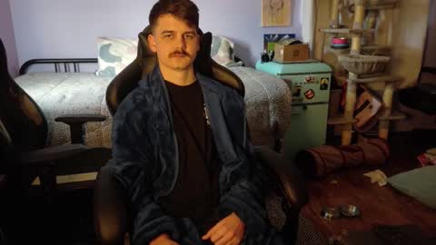 Wyatt online show from November 28, 2025, 7:38 pm