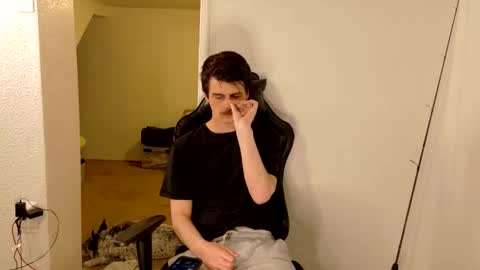 Wyatt online show from April 19, 2026, 1:16 am