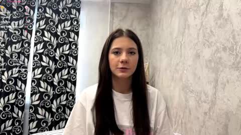 Snapshot of wynonasirin chatting on September 24, 2025, 12:41 pm Margo online show from September 24, 2025, 12:41 pm