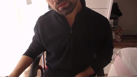 Mr. Lonely online show from October 29, 2025, 10:50 am